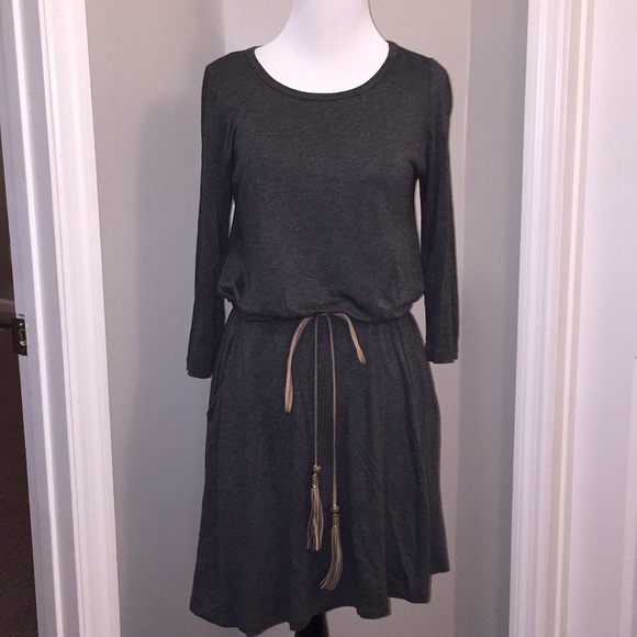 3/4th Sleeve, Grey Belted Dress w/Pockets - Picture 3 of 8